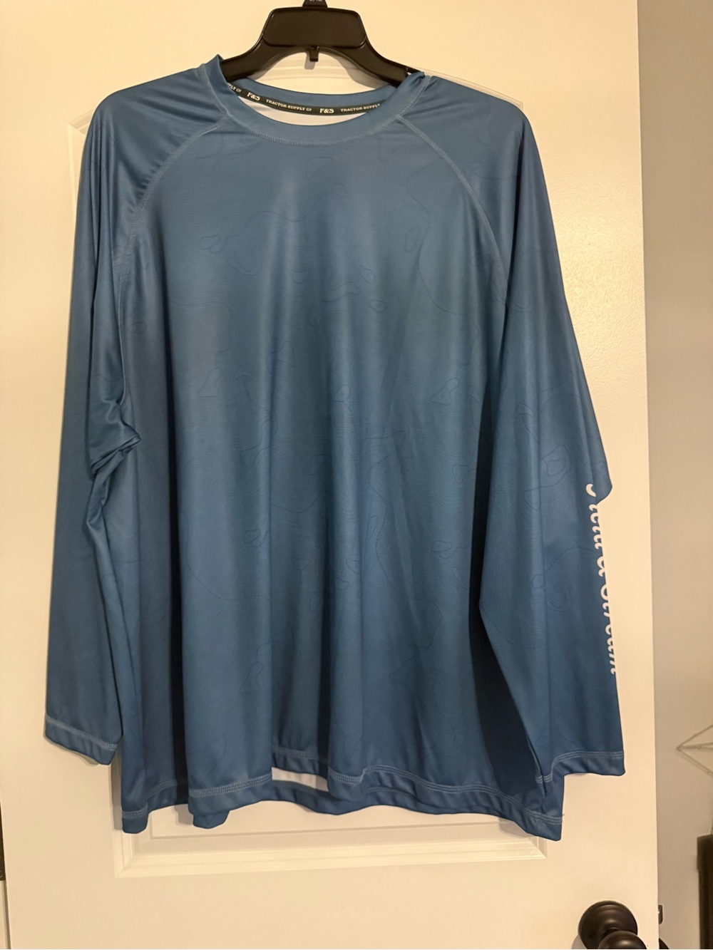 Field & Stream Men's Long-Sleeve Performance Top in Slate Blue